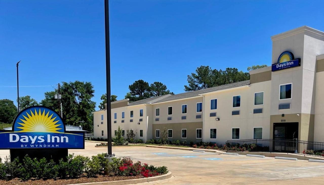 Days Inn By Wyndham Zachary La Exteriér fotografie