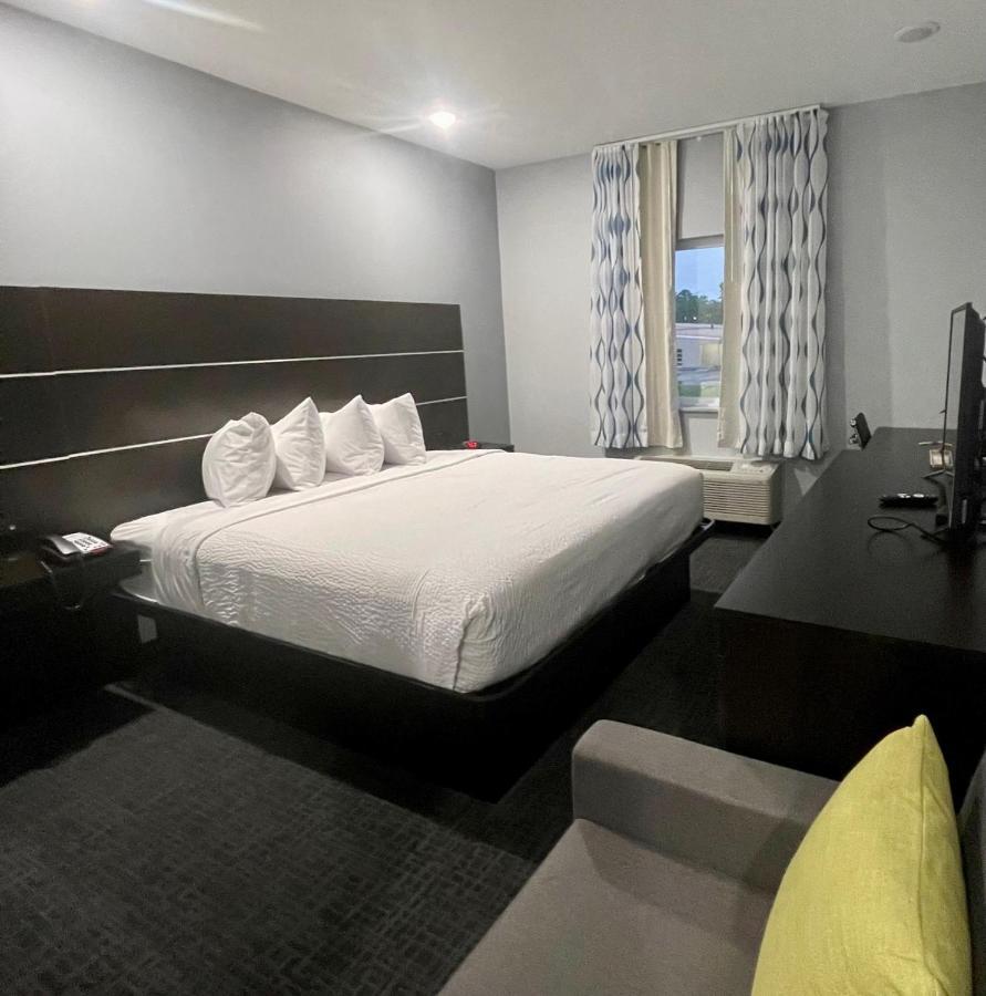 Days Inn By Wyndham Zachary La Exteriér fotografie